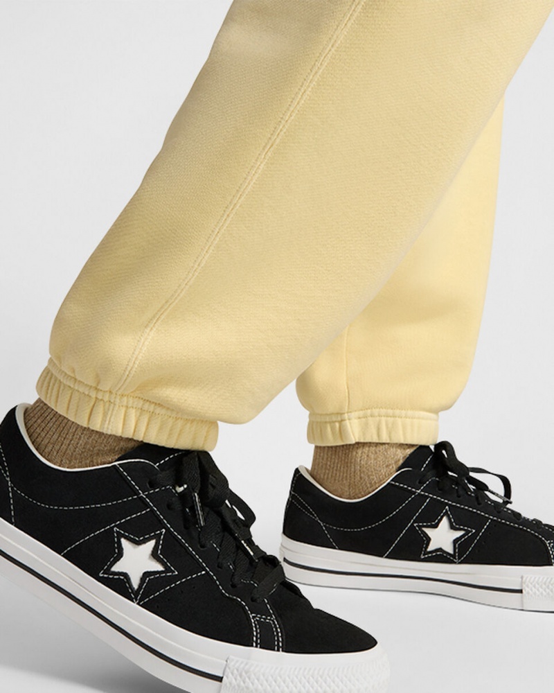 Converse Converse Go-To Sneaker Patch Loose-Fit Sweatpants Open Sesame | XM2985740